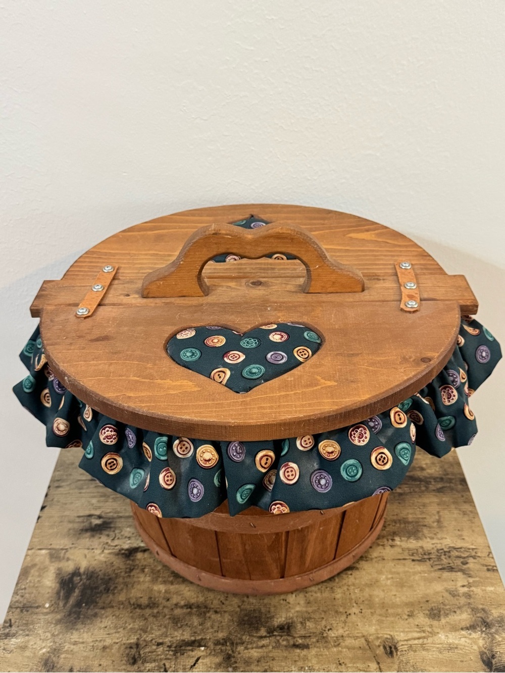 Vintage Wooden Sewing Basket with Button Print Fabric & Heart Cutouts - Picture 7 of 14